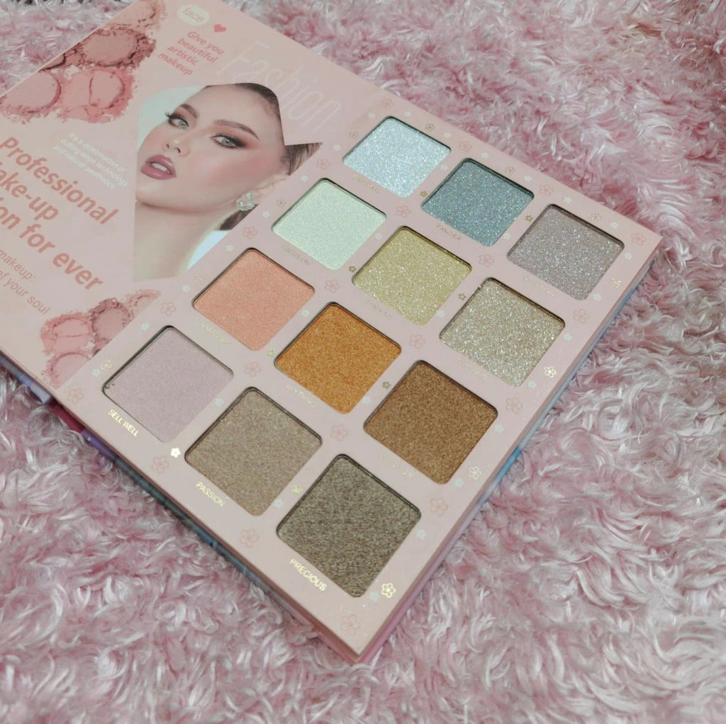 4 IN 1 MAKEUP PALETTE